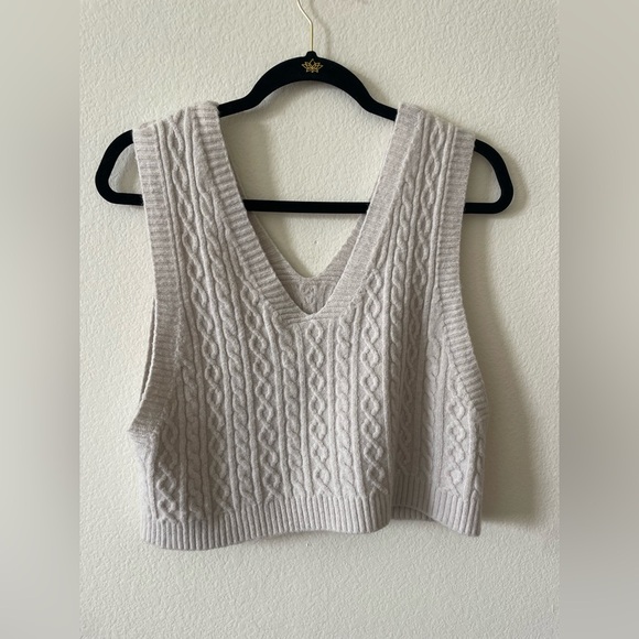 No brand Cream V neck cropped sweater vest - Picture 2 of 2